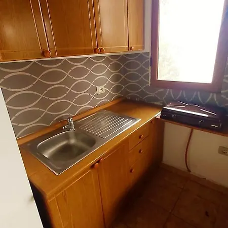 Ramo's Cozy Beachside Haven With Panoramic Views - 3rd Влёра
