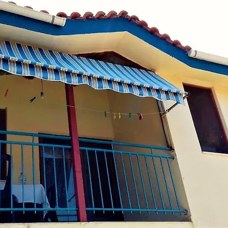 Semesterbostad Ramo's Cozy Beachside Haven With Panoramic Views - 3rd