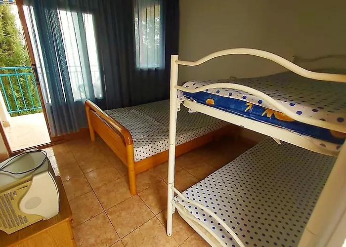 Ramo's Cozy Beachside Haven With Panoramic Views - 3rd Vlorë